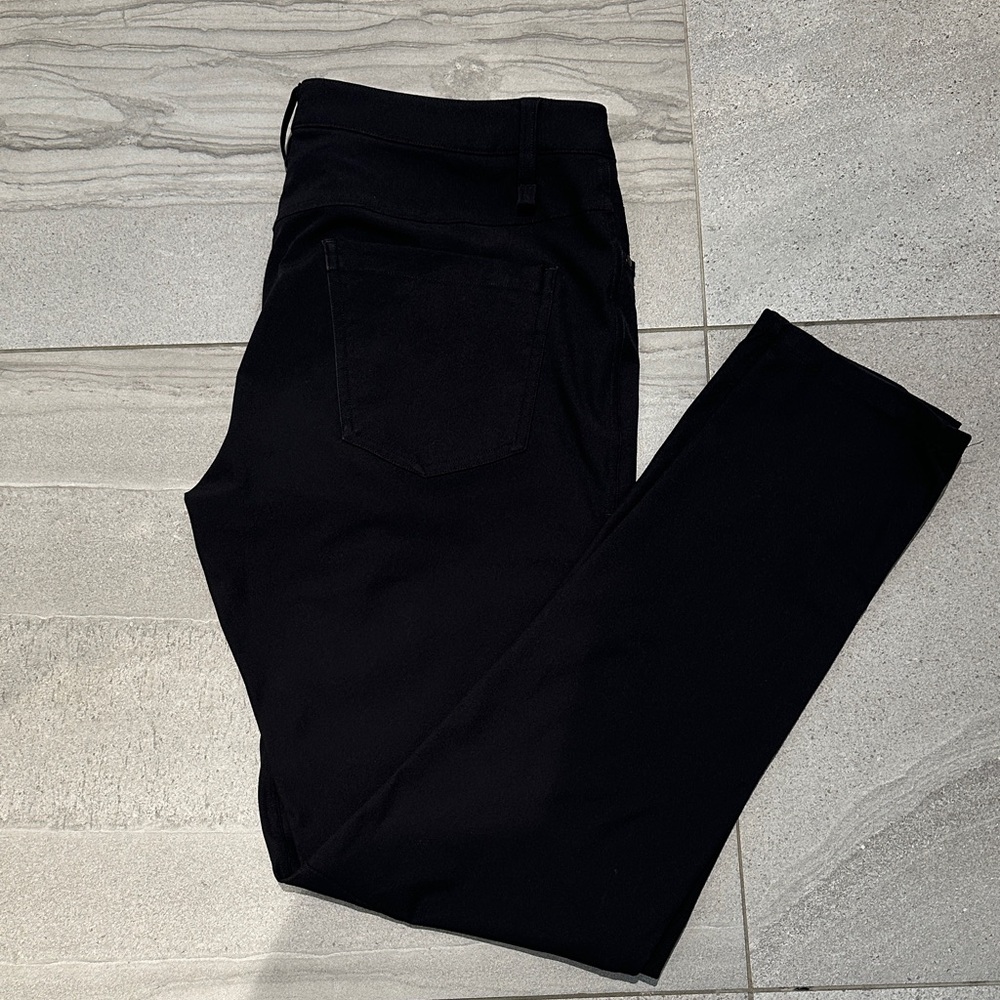 Mens Lululemon ABC pant